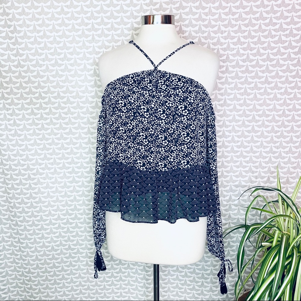Tularosa Black and White Floral Blouse - Picture 4 of 12